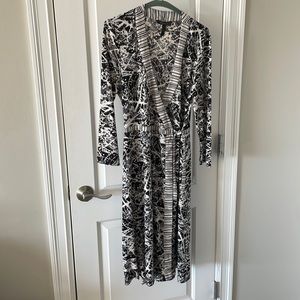 BCBGMaxazria Wrap Dress Size Large